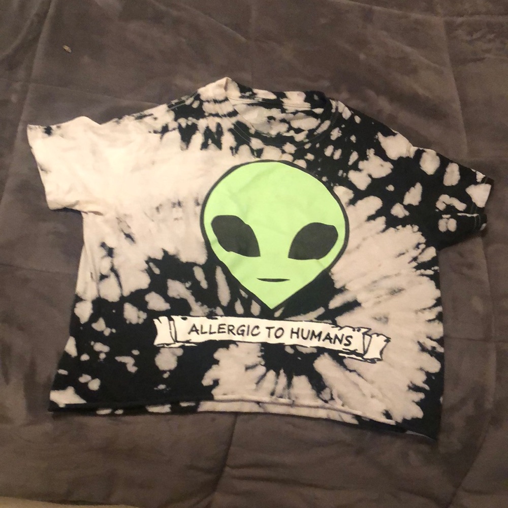 Alien cropped top hoodie